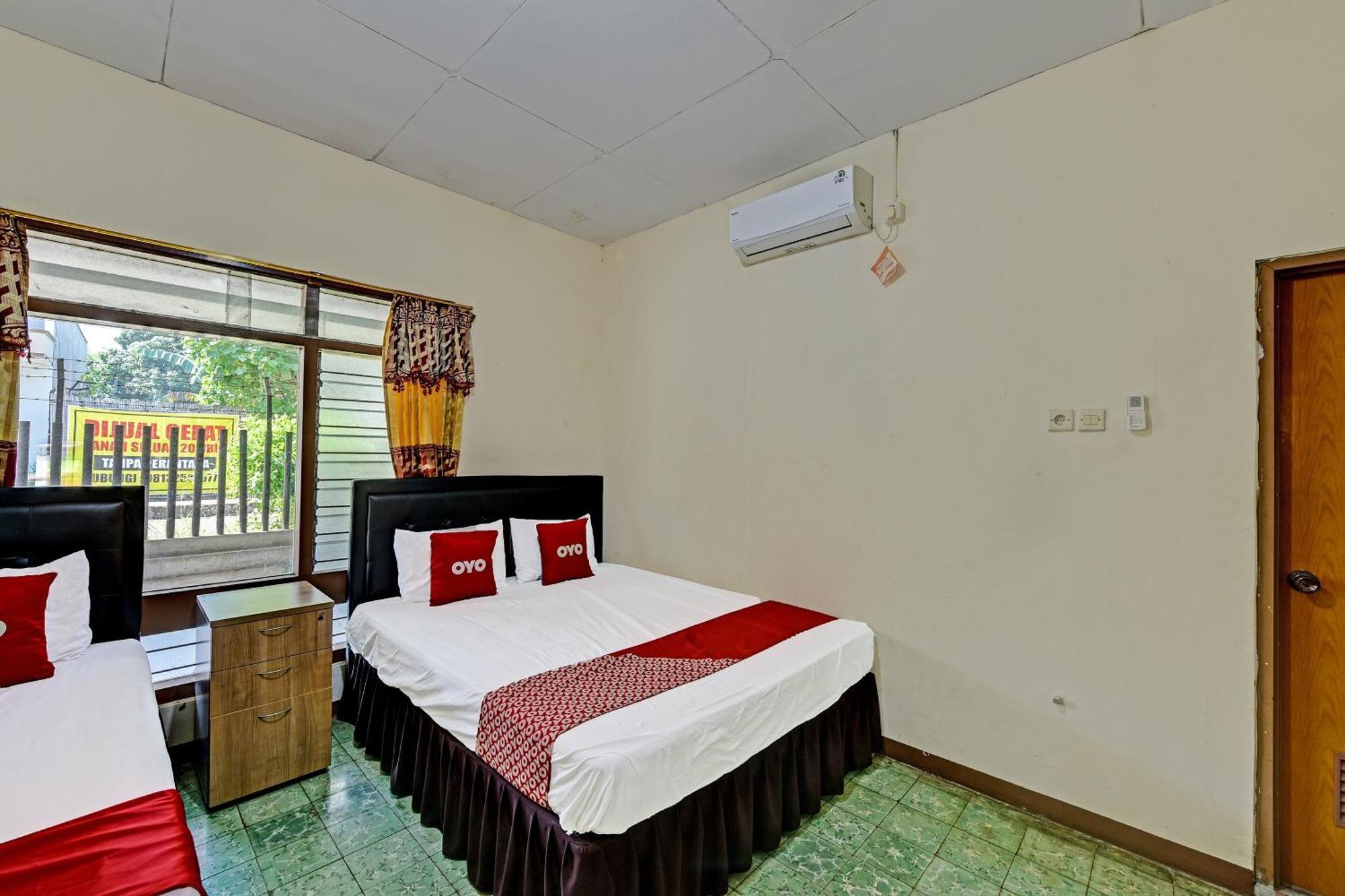 Oyo 90443 Hotel New Kartika In Cilopadang Extérieur photo
