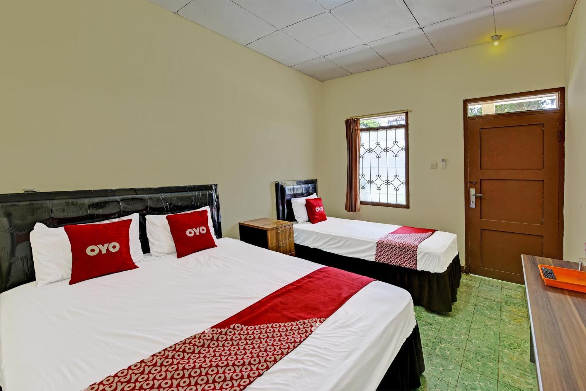 Oyo 90443 Hotel New Kartika In Cilopadang Extérieur photo